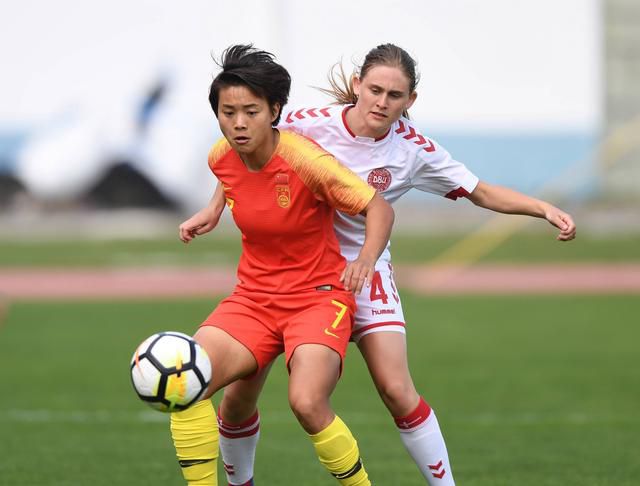 中国女子撒尿汇编1